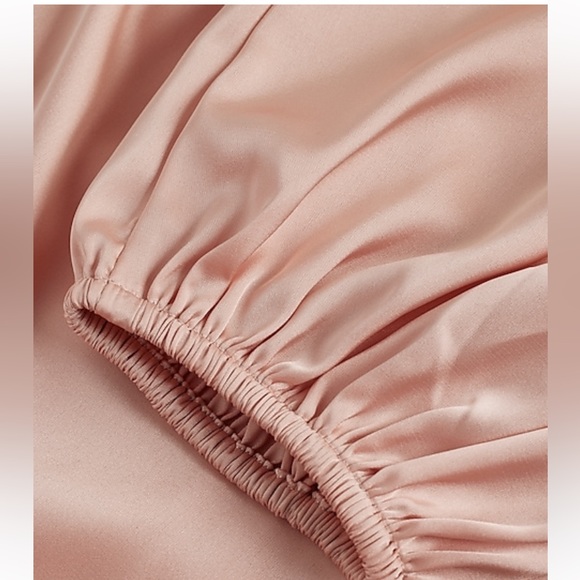 NWT Twist Front Tie Back Top PALE PINK - Picture 8 of 8